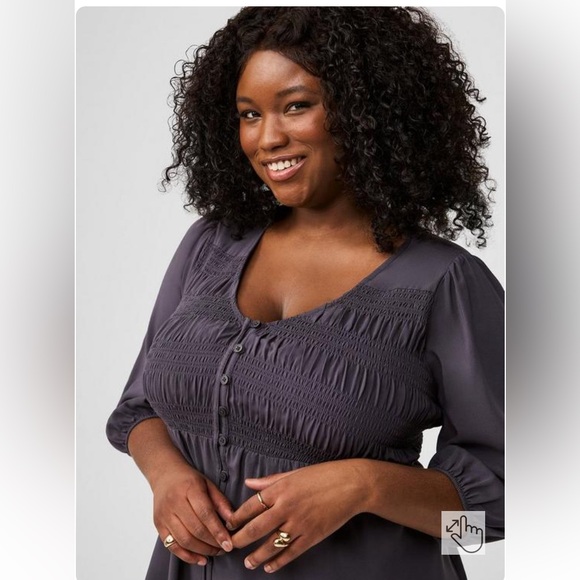 Torrid Challis smock 3/4 sleeves v-neckline button down! Size 3 - Picture 3 of 17